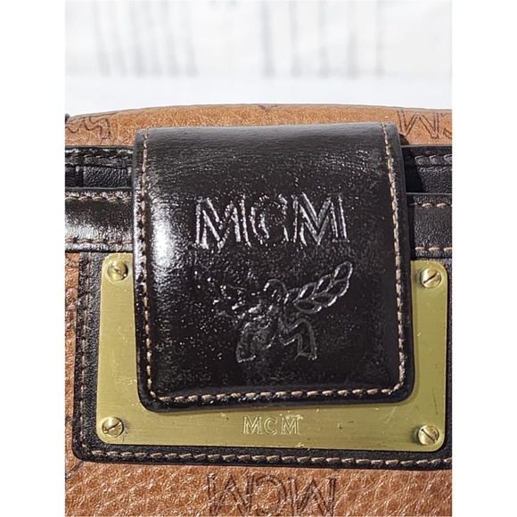 Authentic MCM Compact Leather Wallet Brown - Picture 6 of 15